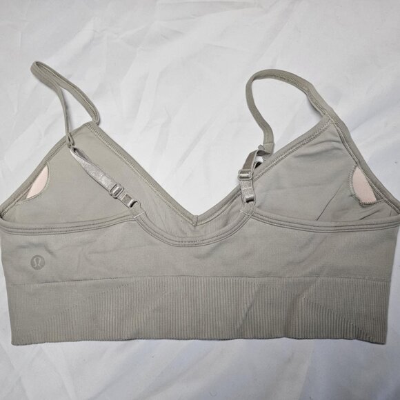 Lululemon Ebb To Street Bra II in Fawn - Picture 2 of 3